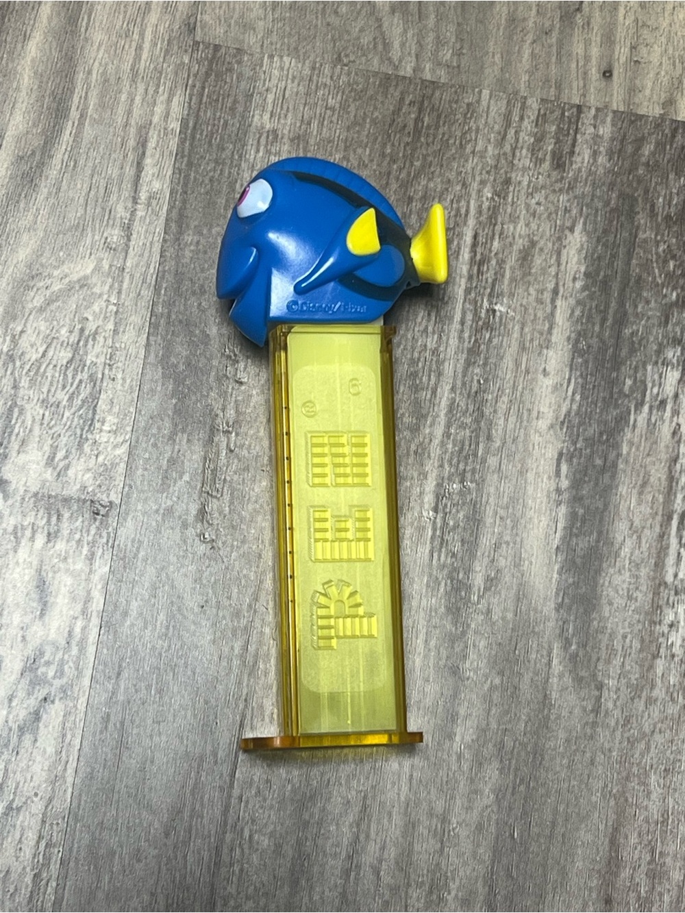 Disney Pixar Finding Dory PEZ Dispenser Translucent Yellow Crystal Stem 2020